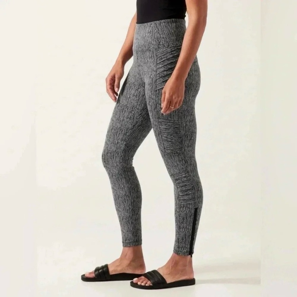 Athleta Delancey Textured Moto Tight Leggings, Black/White, Size Small, EUC